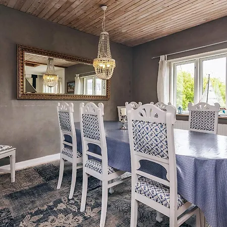 8 Person In Casa de Férias *